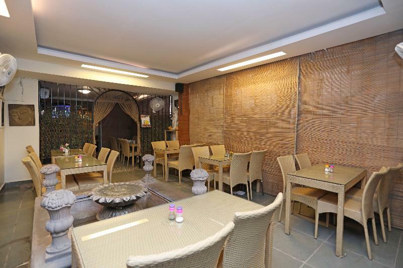 Super Oyo Collection O Hamilton Hotel Delhi  Exterior photo