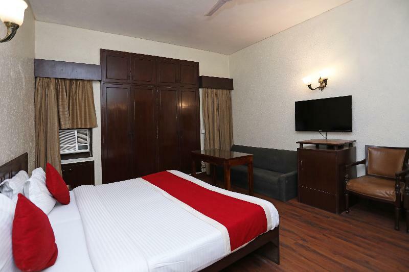 Super Oyo Collection O Hamilton Hotel Delhi  Exterior photo