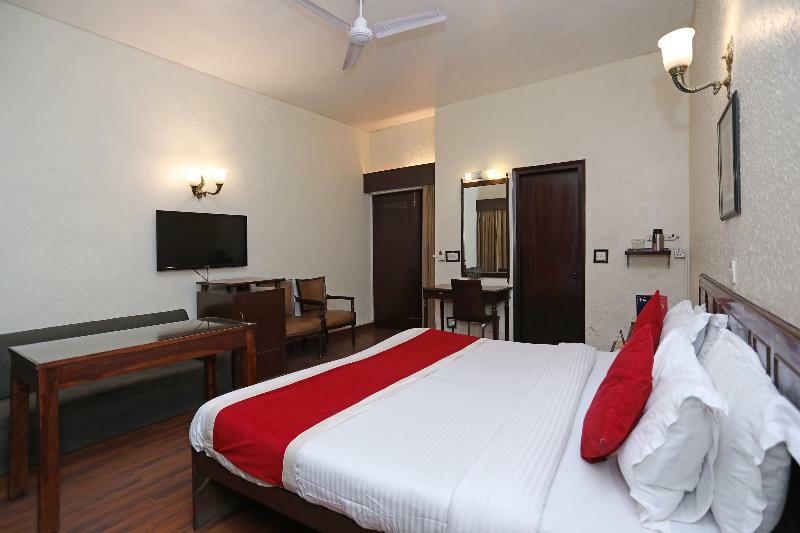 Super Oyo Collection O Hamilton Hotel Delhi  Exterior photo